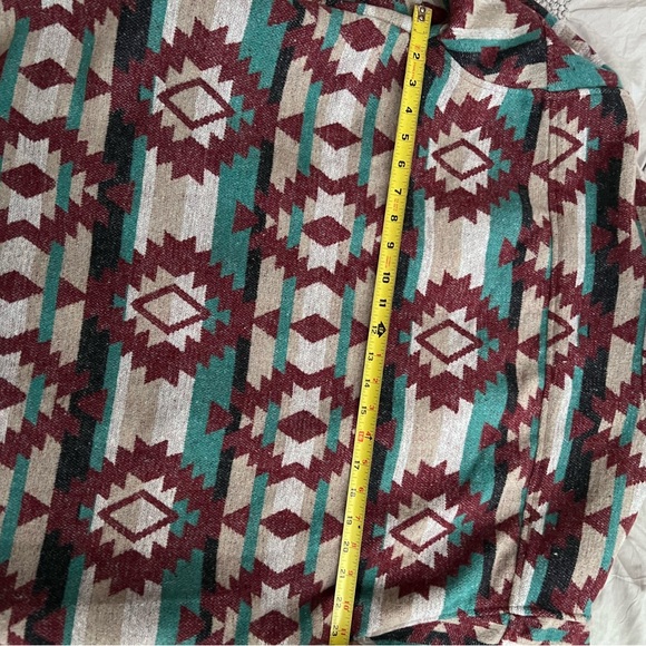 Aztec Shacket - Picture 4 of 6